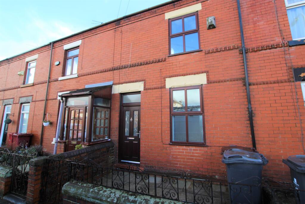 2 bed Mid Terraced House for rent in Prescot. From Belvoir - Prescot