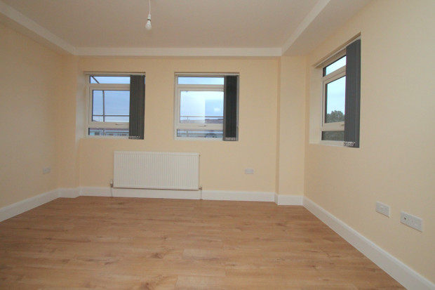 2 bed Apartment for rent in Bow. From Property Link UK