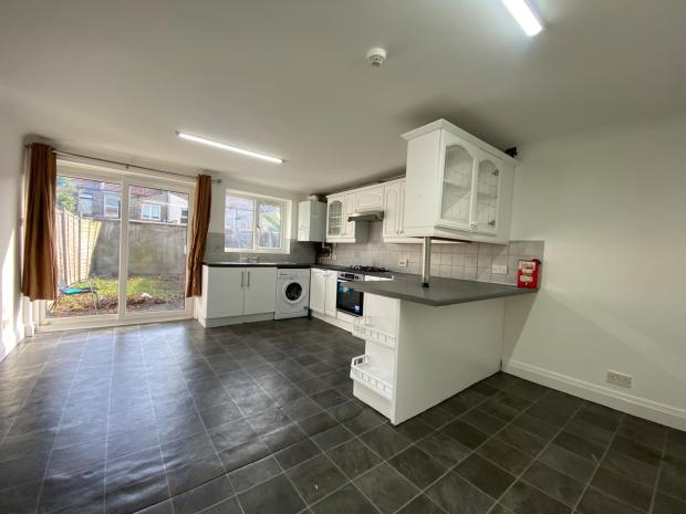 3 bed Mid Terraced House for rent in Newham. From Property Link UK 3 bed Mid Terraced House for rent in Newham. From Property Link UK