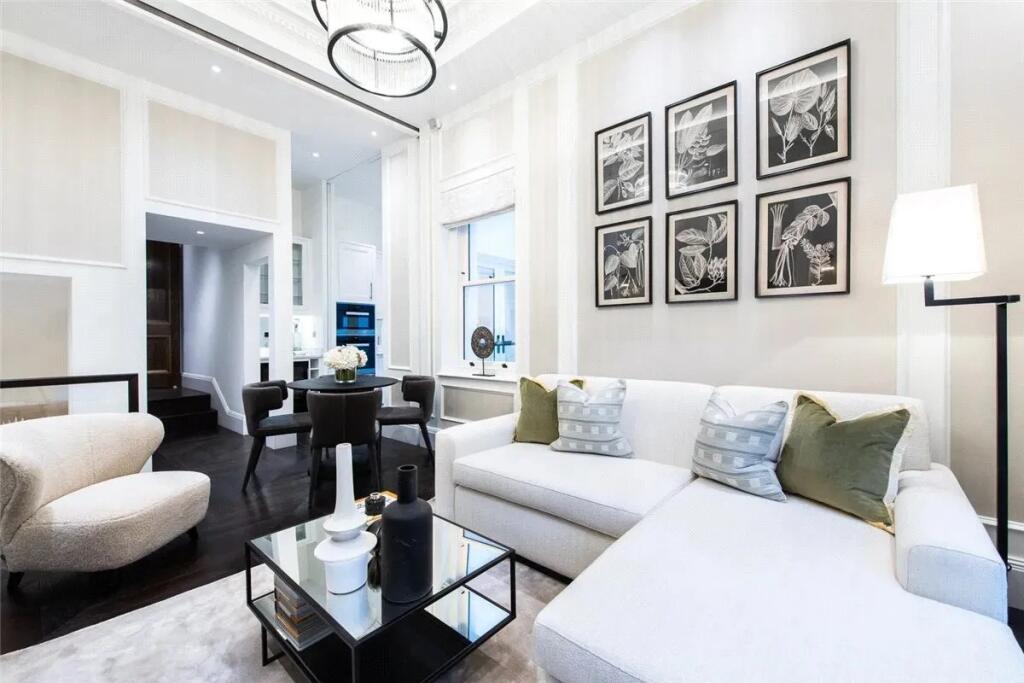 2 bed Apartment for rent in Kensington. From Greater London Properties - Bloomsbury