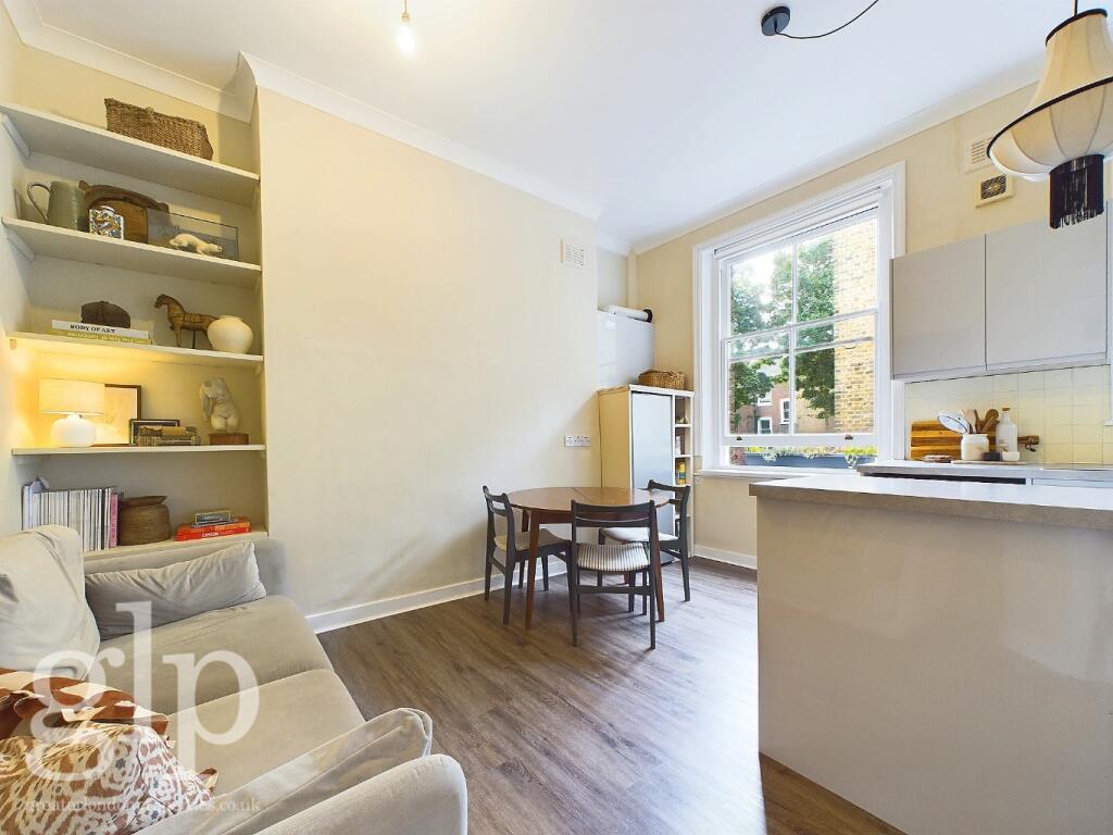 1 bed Apartment for rent in Islington. From Greater London Properties - Bloomsbury