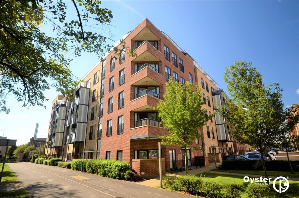 2 bed 1st Floor Flat for rent in Romford. From Oyster Properties - London