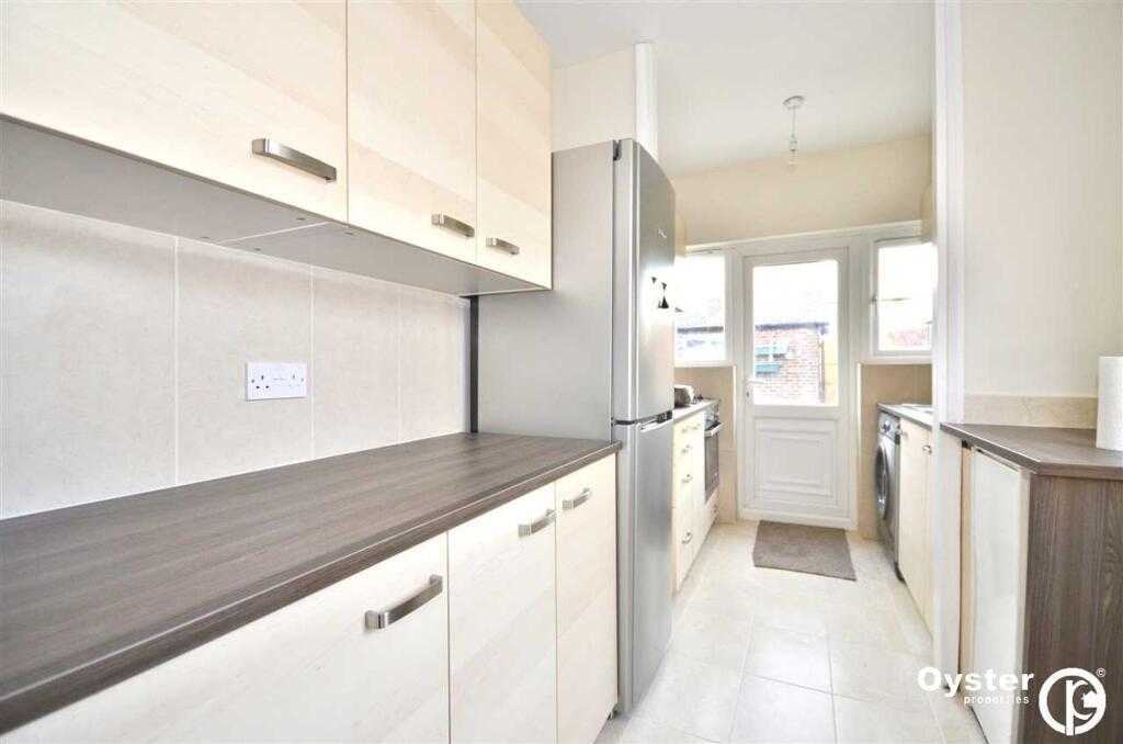 3 bed Semi Detached for rent in London. From Oyster Properties - London 3 bed Semi Detached for rent in London. From Oyster Properties - London