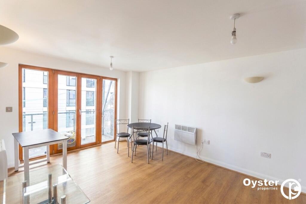 2 bed Not Specified for rent in Ilford. From Oyster Properties - London