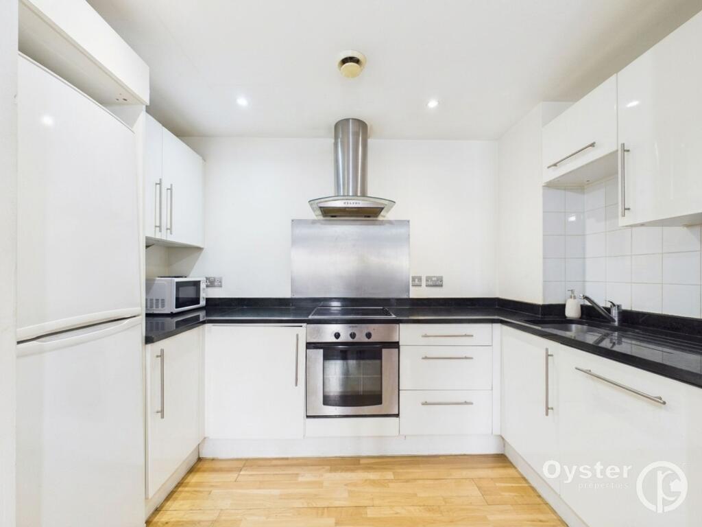 2 bed 1st Floor Flat for rent in Ilford. From Oyster Properties - London 2 bed 1st Floor Flat for rent in Ilford. From Oyster Properties - London