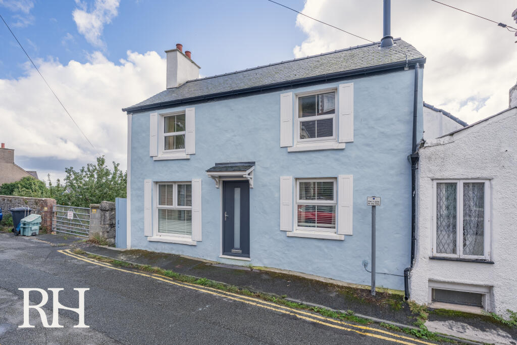 2 bed Link detached for rent in Llandudno. From Robbie Howarth Estate Agents - Conwy