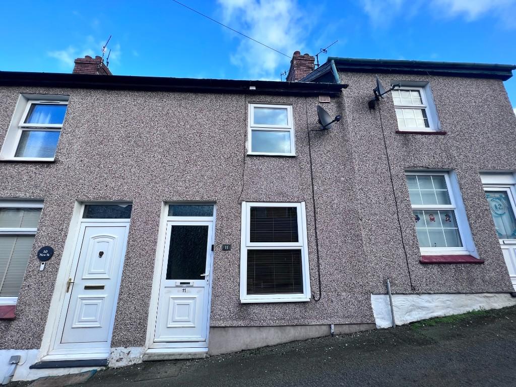 2 bed Mid Terraced House for rent in Conwy. From Robbie Howarth Estate Agents - Conwy