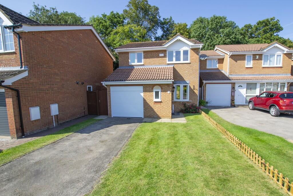 3 bed Detached for rent in Stevenage. From Mather Marshall - Stevenage Ltd 3 bed Detached for rent in Stevenage. From Mather Marshall - Stevenage Ltd
