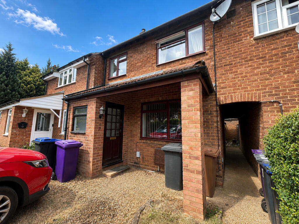 3 bed Mid Terraced House for rent in Letchworth. From Mather Marshall - Stevenage Ltd 3 bed Mid Terraced House for rent in Letchworth. From Mather Marshall - Stevenage Ltd