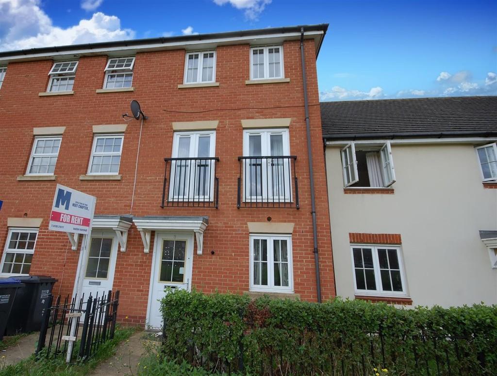 5 bed Town House for rent in Hatfield. From Mather Marshall Estate Agents
