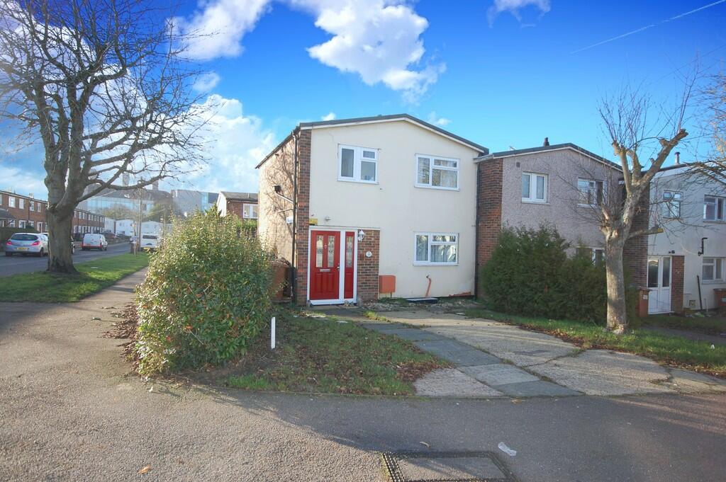 3 bed End Terraced House for rent in Hatfield. From Mather Marshall Estate Agents