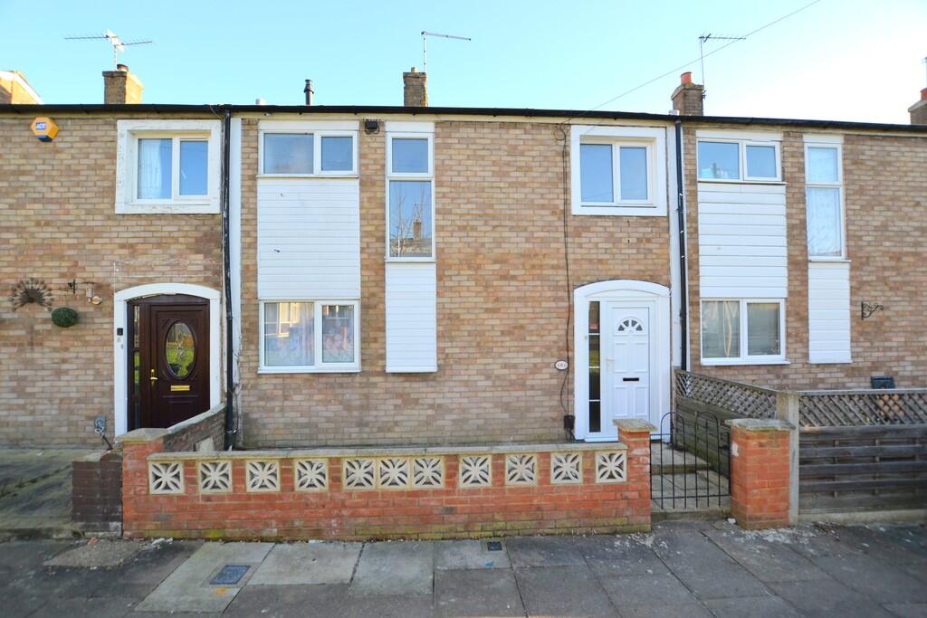 3 bed Mid Terraced House for rent in Hatfield. From Mather Marshall Estate Agents