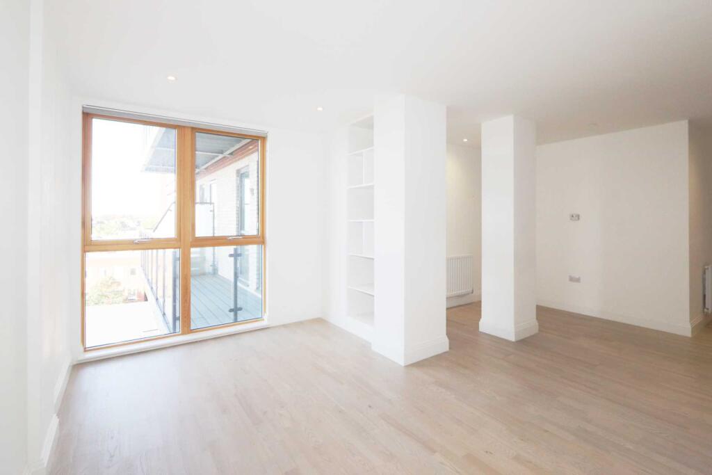 2 bed 1st Floor Flat for rent in New Malden. From SeOUL Residential - New Malden