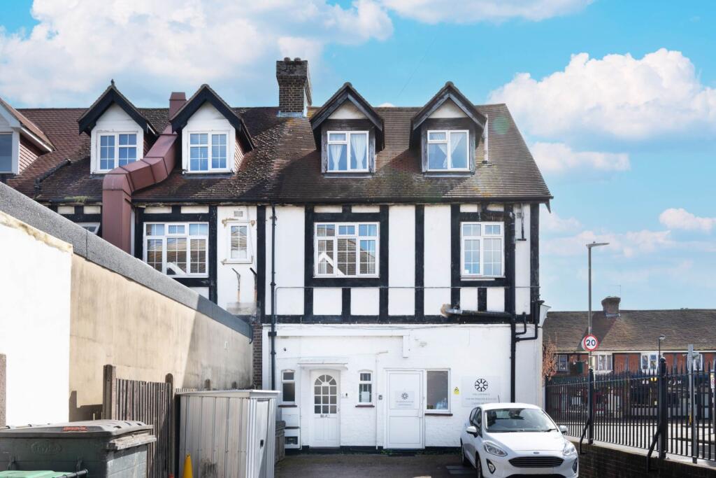 2 bed 1st Floor Flat for rent in New Malden. From SeOUL Residential - New Malden 2 bed 1st Floor Flat for rent in New Malden. From SeOUL Residential - New Malden