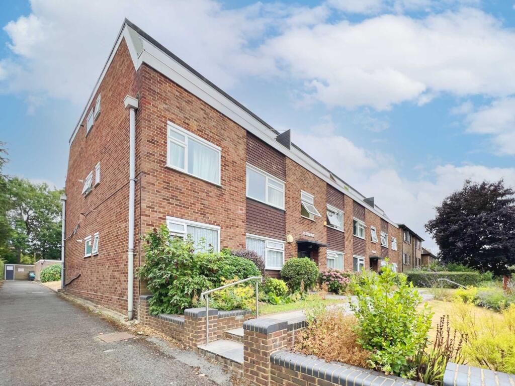 2 bed 1st Floor Flat for rent in New Malden. From SeOUL Residential - New Malden