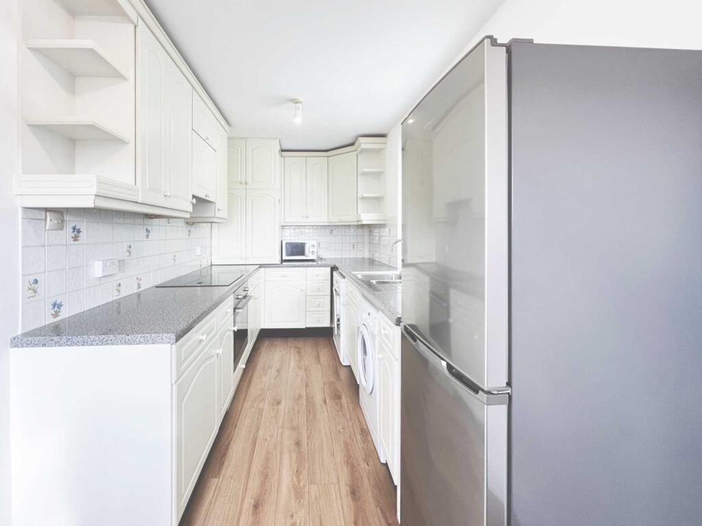 2 bed 1st Floor Flat for rent in Kingston upon Thames. From SeOUL Residential - New Malden 2 bed 1st Floor Flat for rent in Kingston upon Thames. From SeOUL Residential - New Malden
