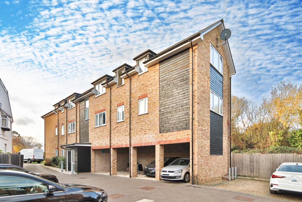 1 bed 1st Floor Flat for rent in New Malden. From SeOUL Residential - New Malden