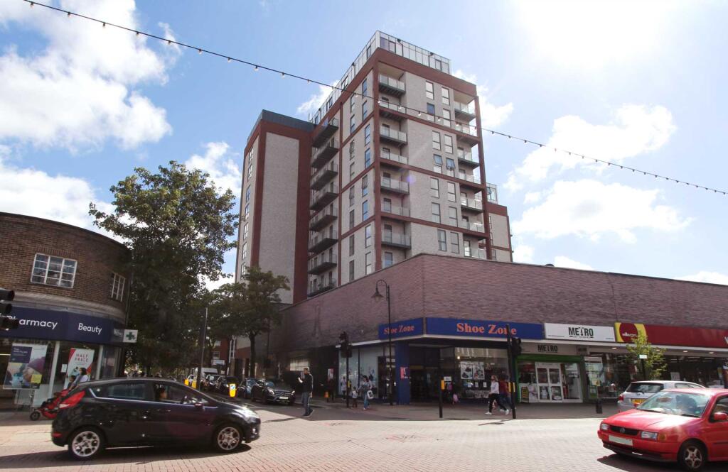 3 bed 1st Floor Flat for rent in New Malden. From SeOUL Residential - New Malden