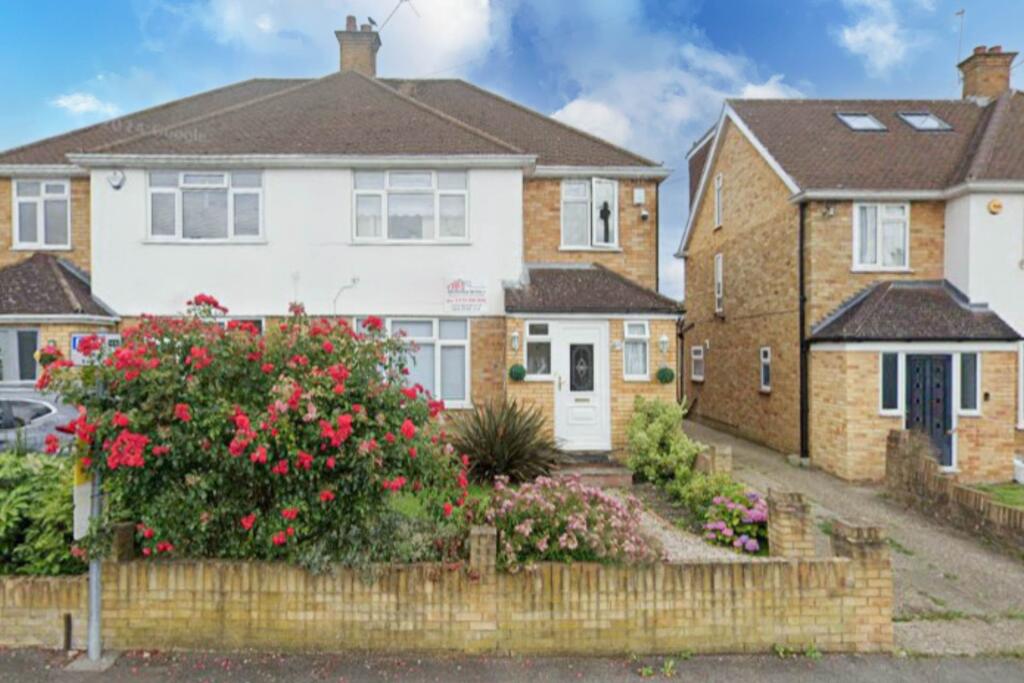 3 bed Semi Detached for rent in Uxbridge. From SeOUL Residential - New Malden