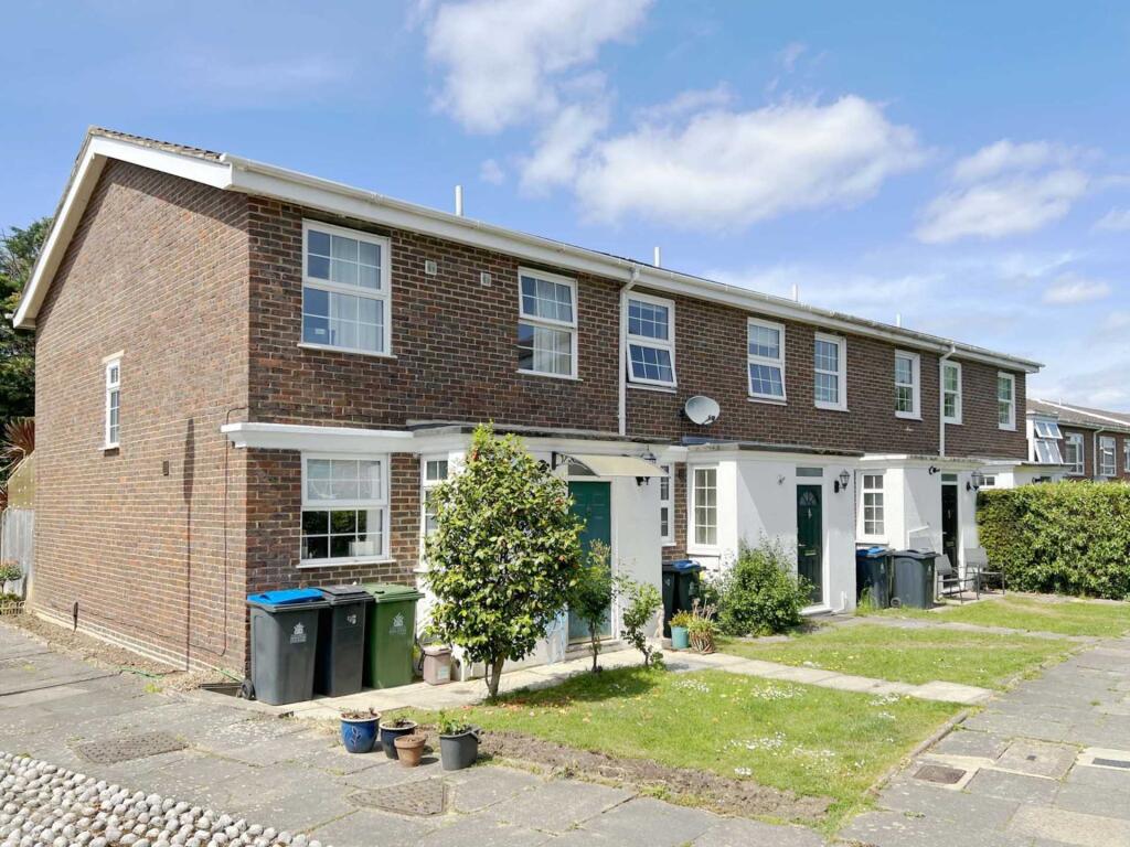 3 bed Mid Terraced House for rent in New Malden. From SeOUL Residential - New Malden 3 bed Mid Terraced House for rent in New Malden. From SeOUL Residential - New Malden