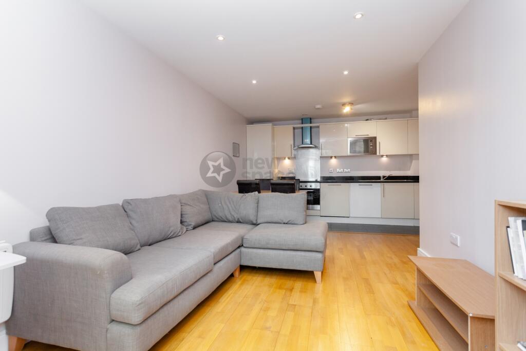 2 bed 1st Floor Flat for rent in Bethnal Green. From New Space - London