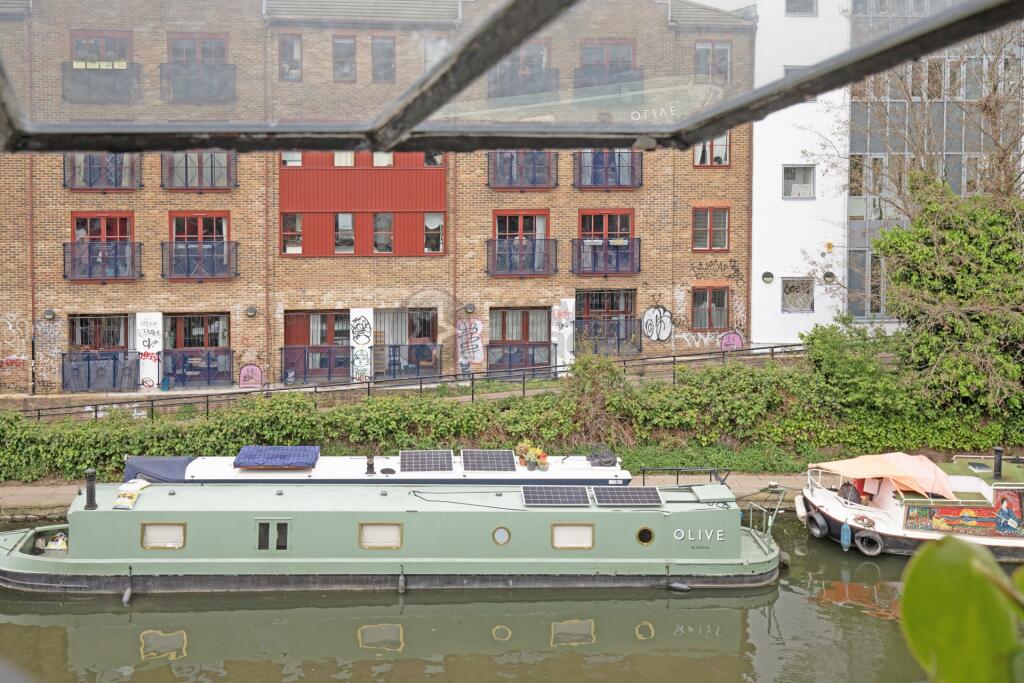 1 bed 1st Floor Flat for rent in Islington. From New Space - London