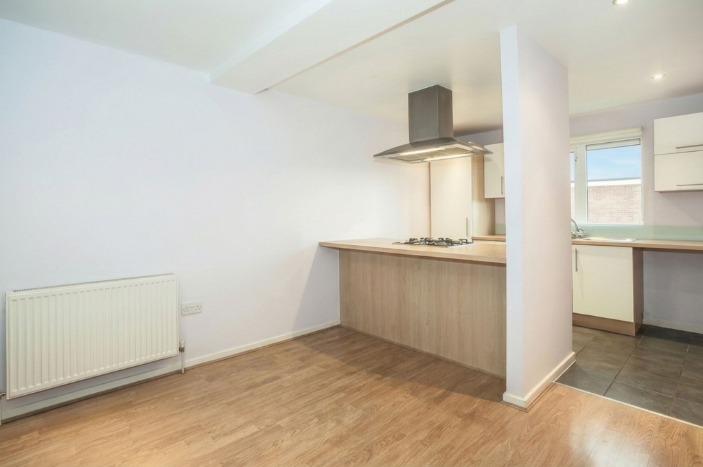 2 bed 1st Floor Flat for rent in London. From New Space - London