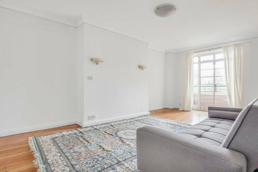 2 bed Not Specified for rent in London. From Kubie Gold