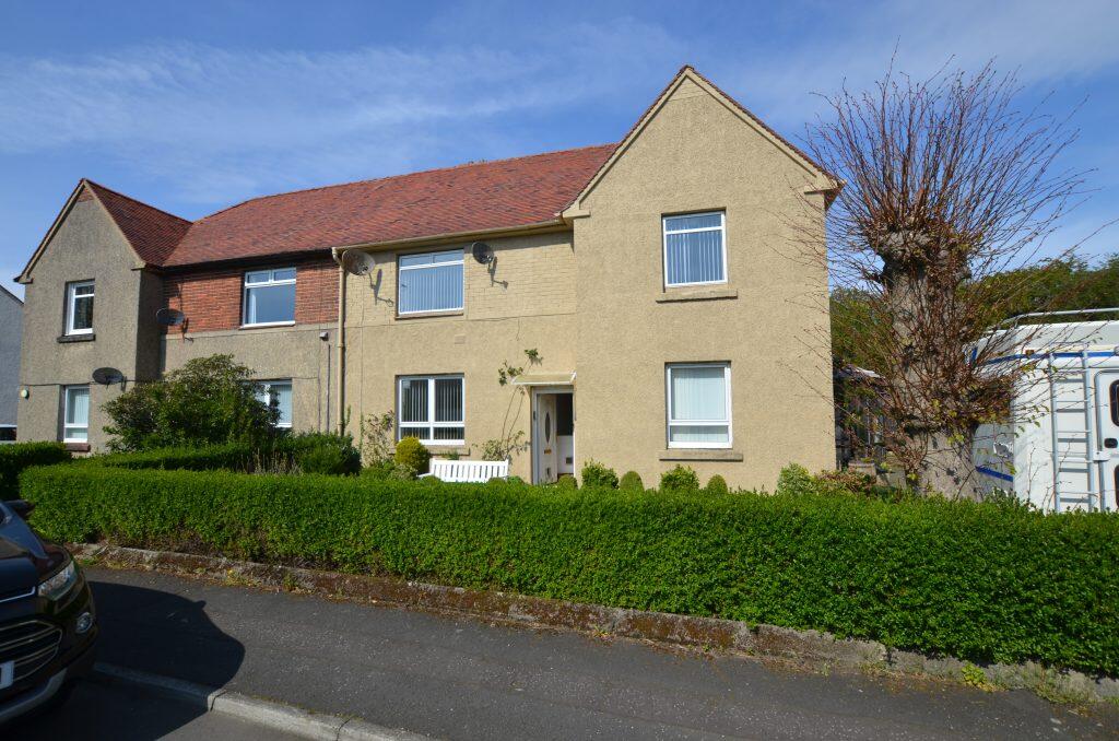 2 bed 1st Floor Flat for rent in Girvan. From Bruach Property - Girvan