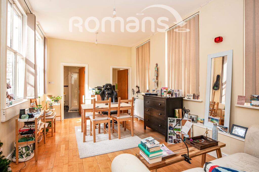 4 bed Studio for rent in Bath. From Romans - Bath