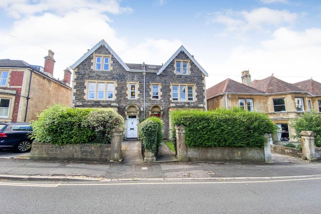 2 bed 1st Floor Flat for rent in Bath. From Romans - Bath