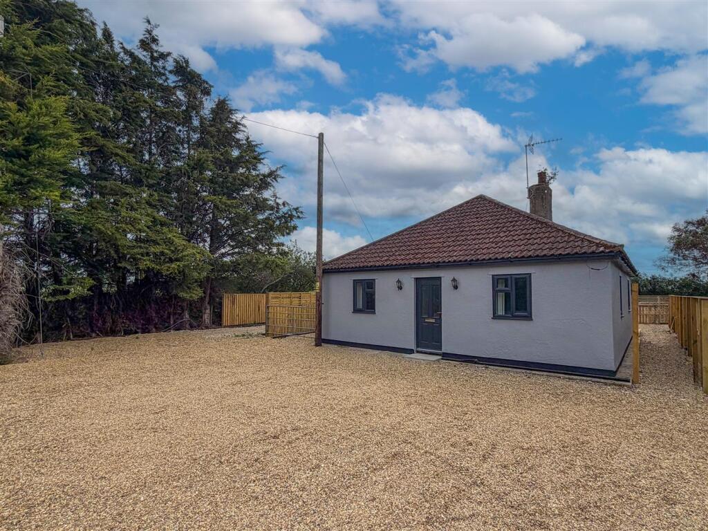4 bed Detached bungalow for rent in Soham. From Clarke Philips - Newmarket