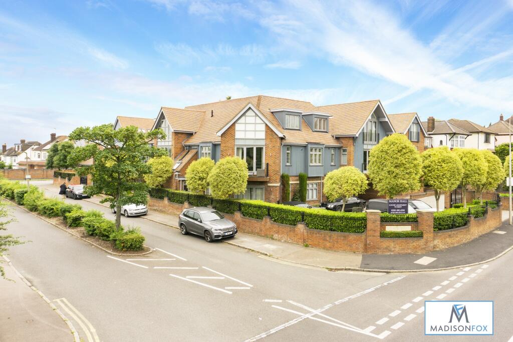 2 bed Apartment for rent in Chigwell. From Madison Fox Estate Agents