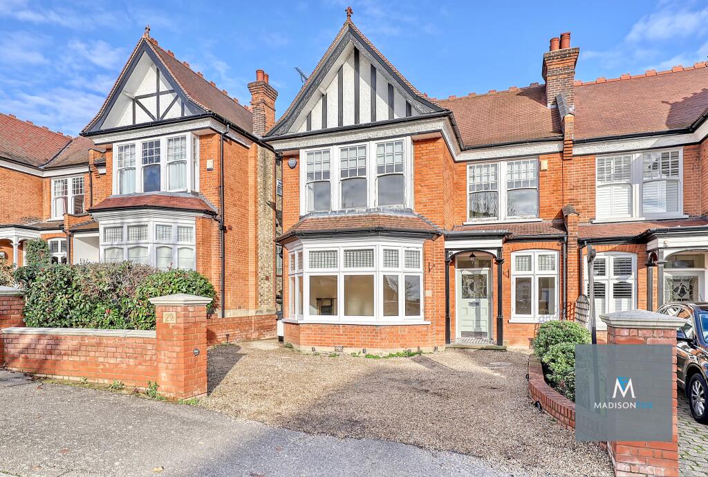 4 bed Semi-Detached House for rent in Woodford. From Madison Fox Estate Agents