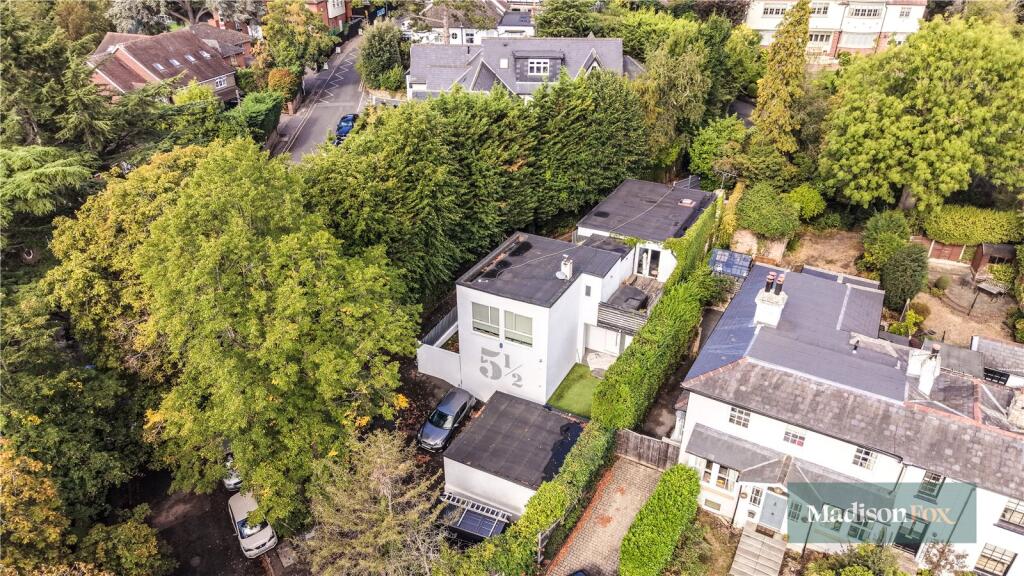 4 bed Detached for rent in Loughton. From Madison Fox - Loughton 4 bed Detached for rent in Loughton. From Madison Fox - Loughton