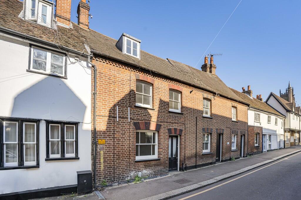 3 bed Mid Terraced House for rent in Hertford. From Steven Oates - Hertford