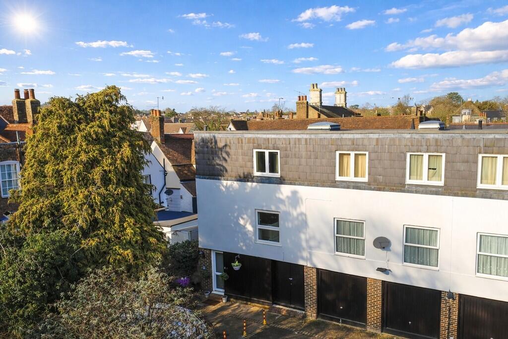 2 bed End of Terrace for rent in Ware. From Steven Oates - Hertford