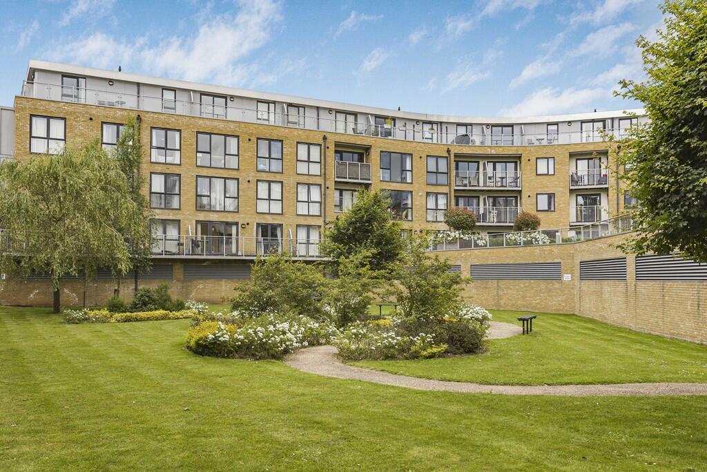 1 bed Apartment for rent in Hertford Heath. From Steven Oates - Hertford