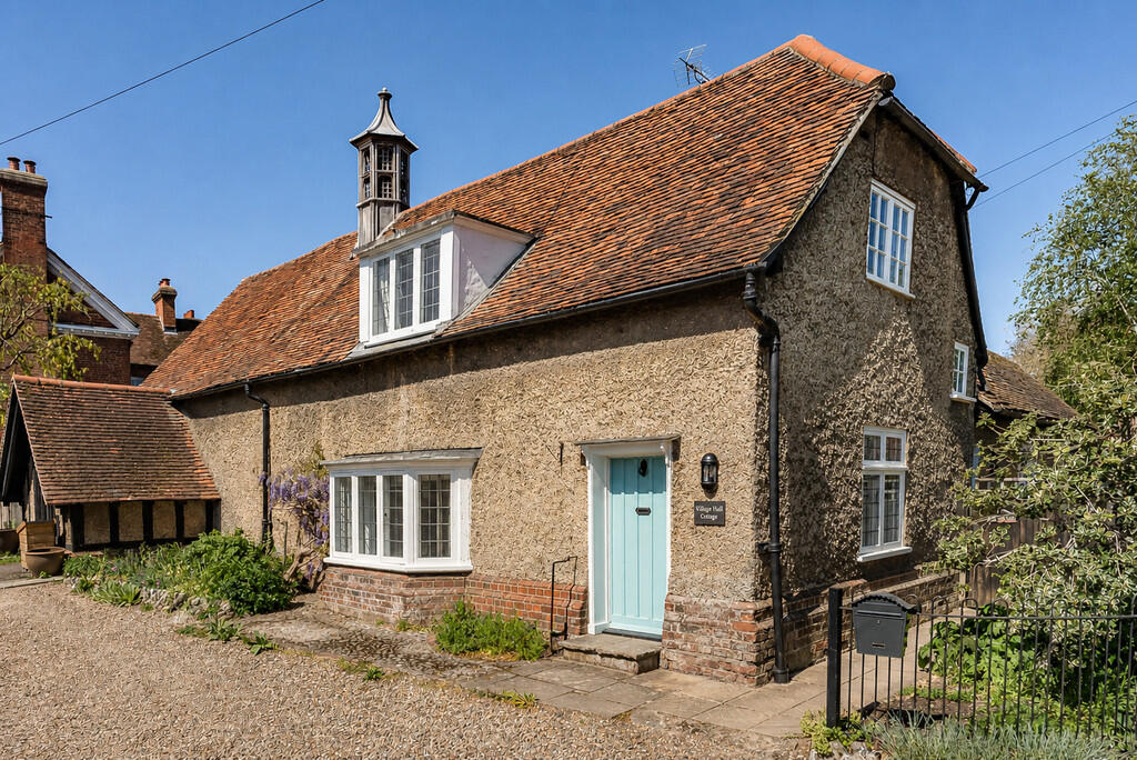 3 bed Semi Detached for rent in Westmill. From Steven Oates - Hertford