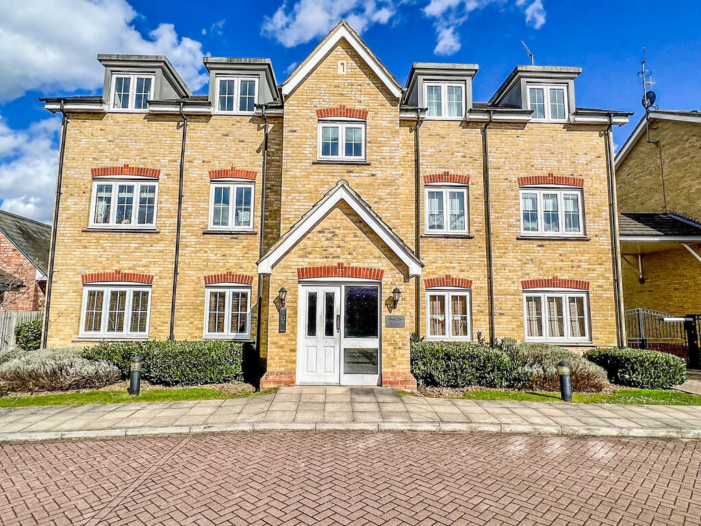 2 bed Apartment for rent in Hertford. From Steven Oates - Hertford