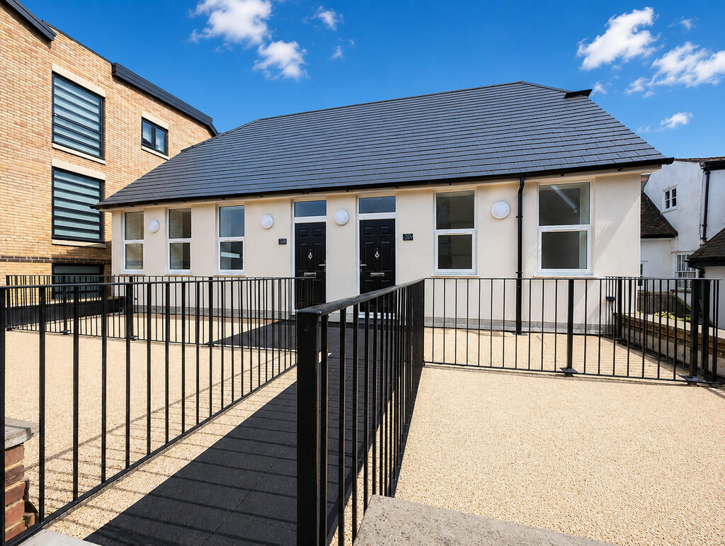 2 bed Apartment for rent in Hertford. From Steven Oates - Hertford 2 bed Apartment for rent in Hertford. From Steven Oates - Hertford
