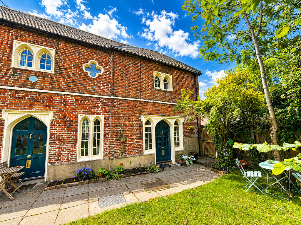 2 bed End of Terrace for rent in Hertford. From Steven Oates - Hertford 2 bed End of Terrace for rent in Hertford. From Steven Oates - Hertford