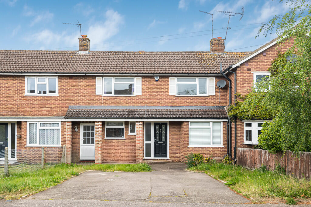 4 bed Mid Terraced House for rent in Hertford Heath. From Steven Oates - Hertford