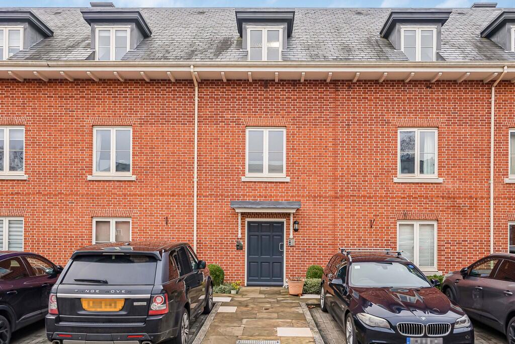 1 bed Apartment for rent in Hertford Heath. From Steven Oates - Hertford