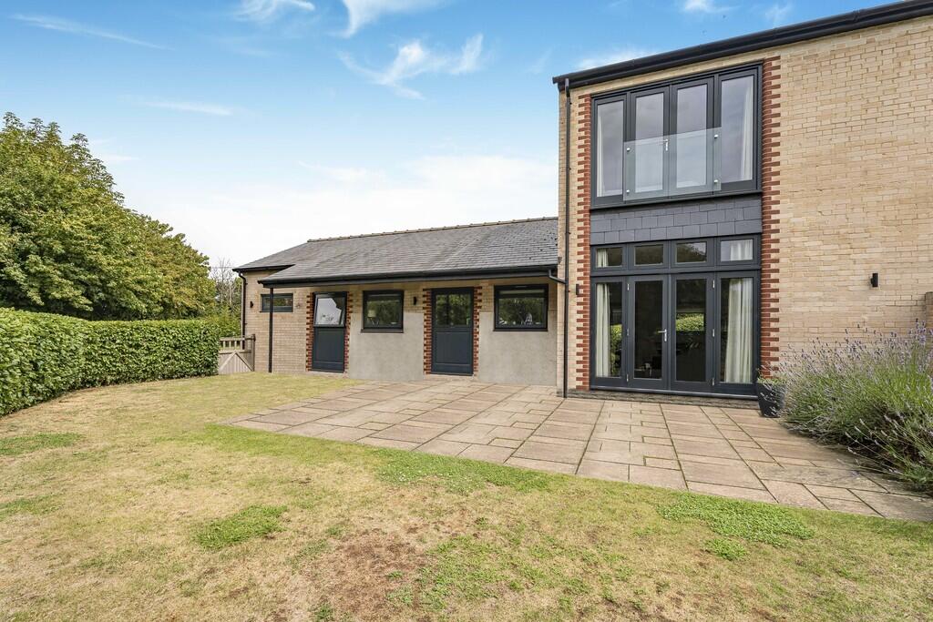 3 bed End of Terrace for rent in Ware. From Steven Oates - Hertford 3 bed End of Terrace for rent in Ware. From Steven Oates - Hertford