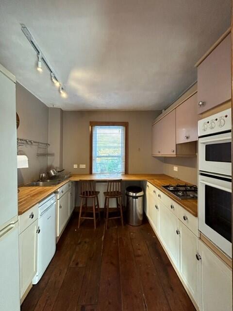 3 bed Apartment for rent in Retford. From Alexander Jacob