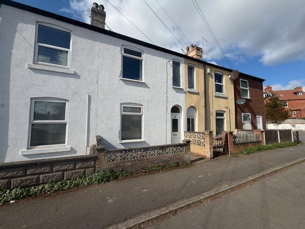 2 bed Mid Terraced House for rent in Retford. From Alexander Jacob