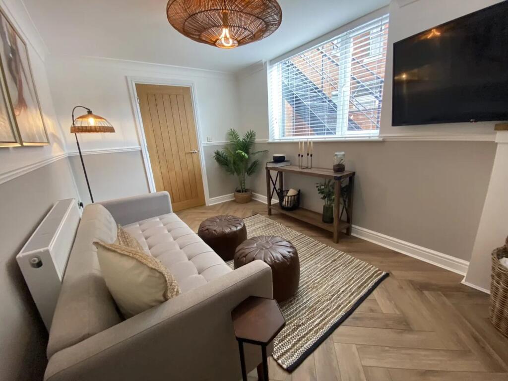 2 bed 1st Floor Flat for rent in Lincoln. From Alexander Jacob