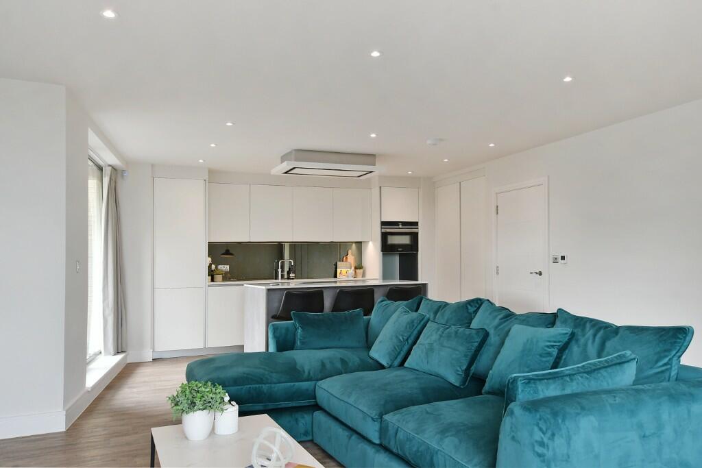 2 bed Apartment for rent in Long Line. From Ascent Lettings - Sheffield