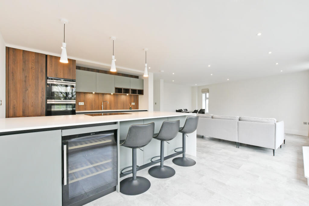 3 bed Penthouse for rent in Sheffield. From Ascent Lettings - Sheffield 3 bed Penthouse for rent in Sheffield. From Ascent Lettings - Sheffield